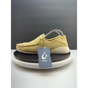 OluKai Ka'a Driver Mens Size 8.5 Golden Sand Italian Suede Casual Slip On Shoes